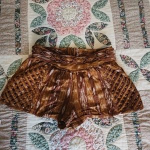 FREE PEOPLE (RARE) Aztec shorts with waffle pockets and crisscross waist detail